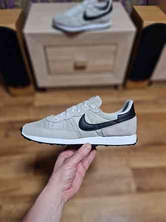 Оригинальные кроссовки Nike Challenger OG Light 42.5p. Зугрэс
