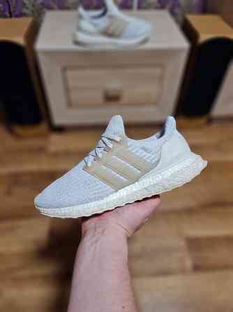 Оригинальные кроссовки Adidas Ultra Boost 4.0 39p. Торез