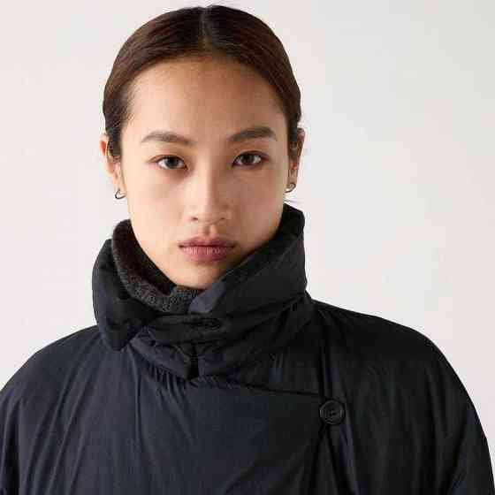 Uniqlo . Довге пухове пальто з поясом . Торез
