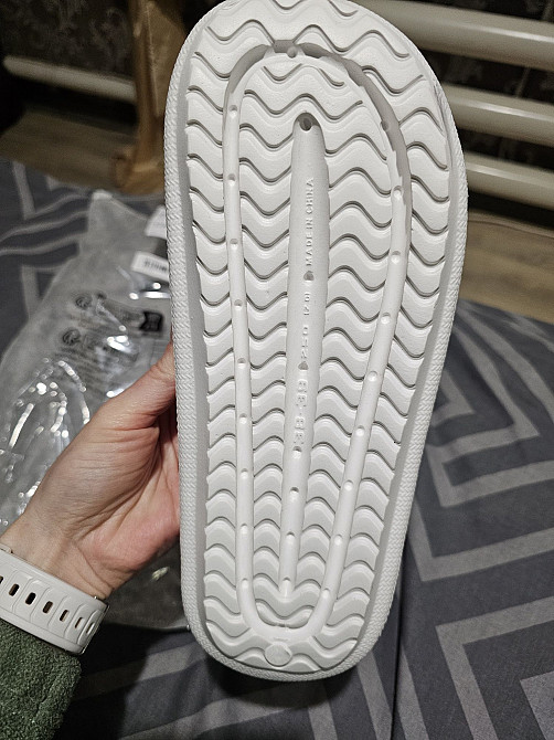 Продам женские тапки 37р. Горловка - изображение 4