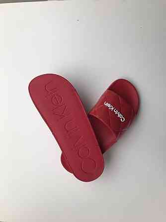 Женские шлепанцы  Calvin Klein Мариуполь