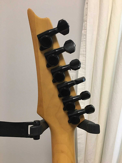 Ibanez Destroyer MED320EX (Explorer) 1993 Корея Н-Н, Floyd Rose +КЕЙС Снежное - изображение 7