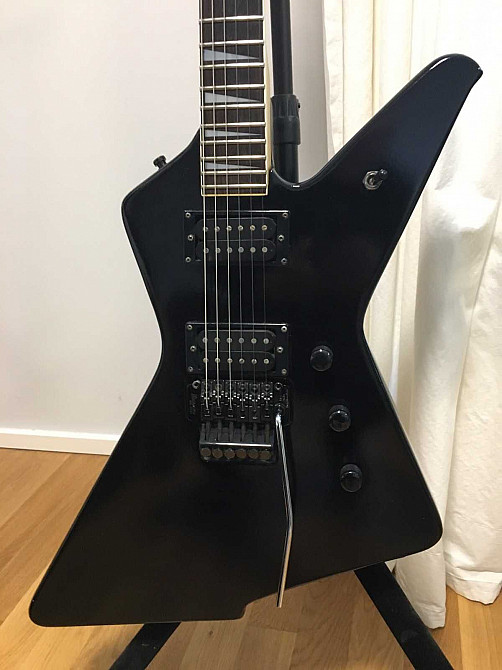 Ibanez Destroyer MED320EX (Explorer) 1993 Корея Н-Н, Floyd Rose +КЕЙС Снежное - изображение 4