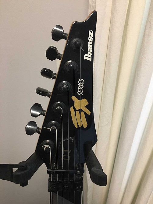 Ibanez Destroyer MED320EX (Explorer) 1993 Корея Н-Н, Floyd Rose +КЕЙС Снежное - изображение 6