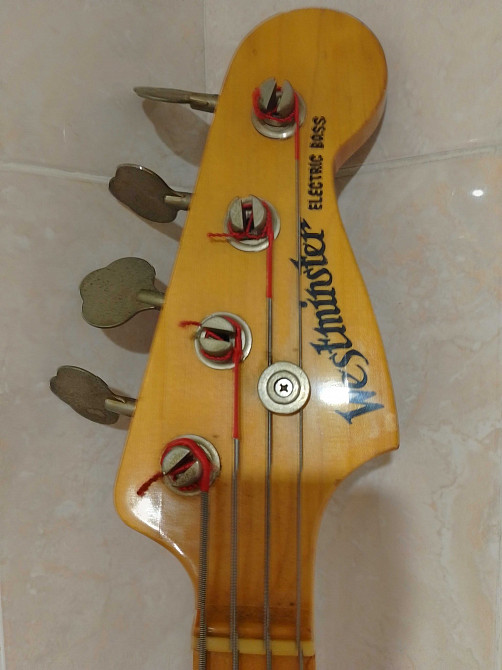 Westminster Electric Bass PB380N 1977 бас гитара Japan Димитров - изображение 1