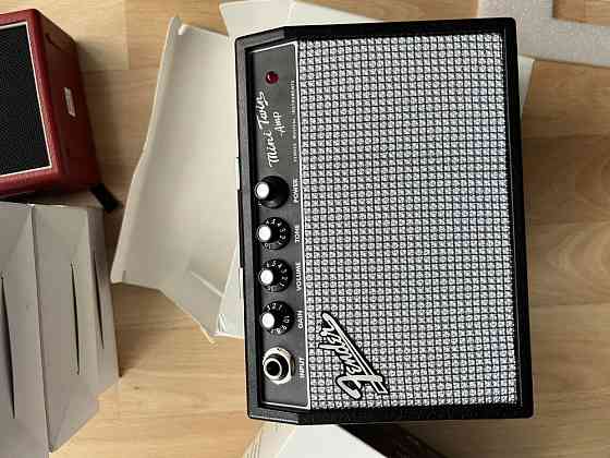 Удобный гитарный усилитель с типичным стилем Fender, Marshall или Laney Торез