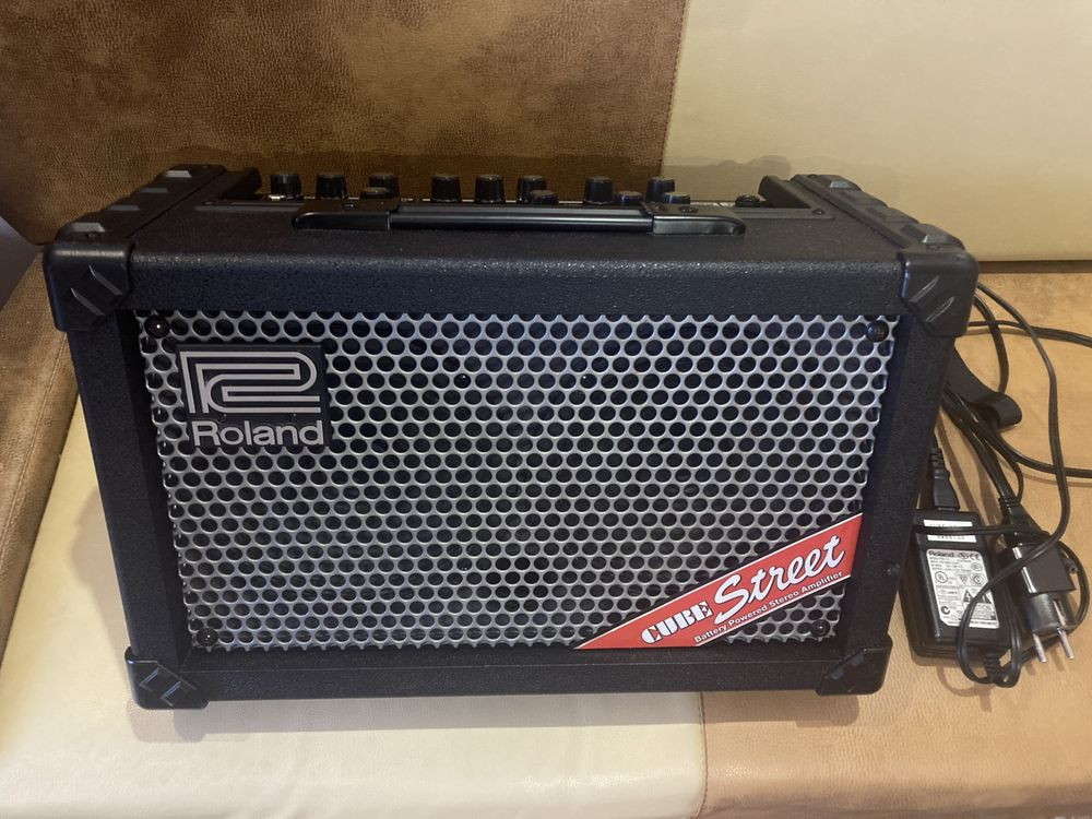 ROLAND cube street Портативный комбоусилитель + оригинальный адаптер Александровка - изображение 1