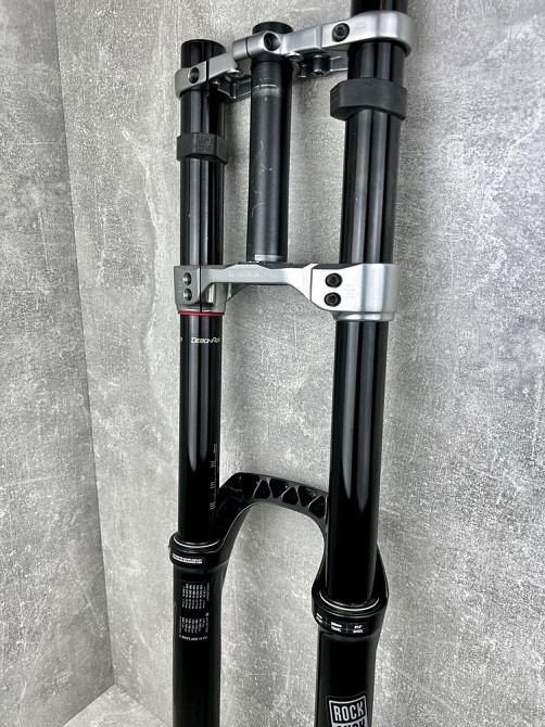 Топова dh fr вилка Rock Shox Boxxer Ultimate 2021 200мм 27.5 Амвросиевка - изображение 6