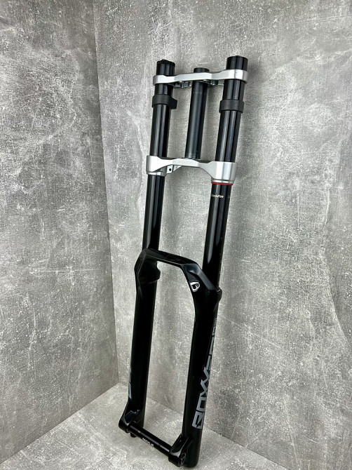 Топова dh fr вилка Rock Shox Boxxer Ultimate 2021 200мм 27.5 Амвросиевка - изображение 1