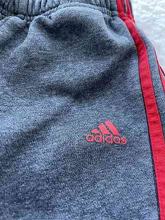 Спортивный костюм от adidas 2-3 года 98 см Амвросиевка