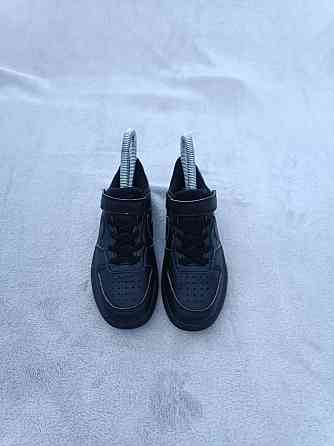 Детские кроссовки 2024 Nike р30 Димитров