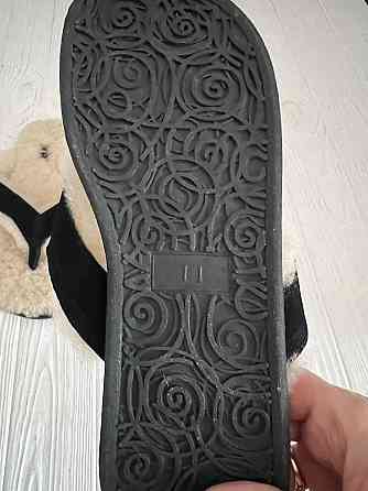 Женские тапочки UGG 40 Енакиево