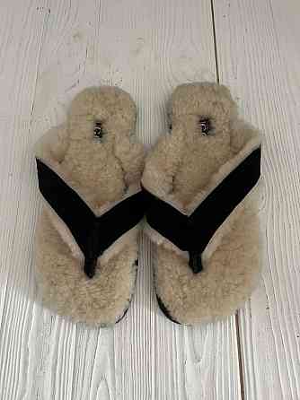 Женские тапочки UGG 40 Енакиево